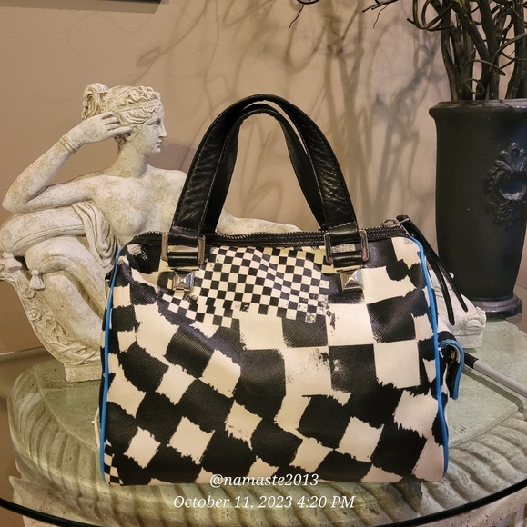 L.A.M.B. by Gwen Stefani Bristol Dartboard Satchel Luxury Designer Bag #582 - Picture 12 of 16